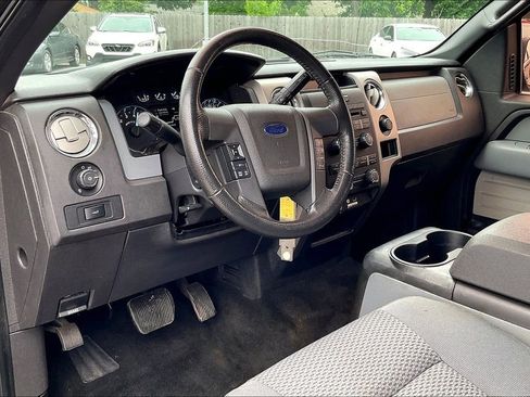 Used 2011 Ford F150 XLT w/ XLT Chrome Pkg AWD/4WD image 16