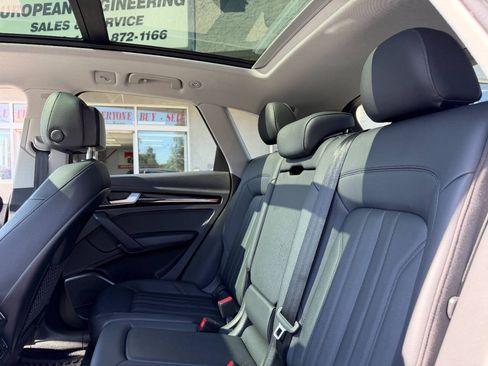 Used 2018 Audi Q5 2.0T Premium Plus w/ Premium Plus Package AWD/4WD image 25