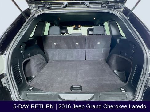 Used 2016 Jeep Grand Cherokee Laredo w/ Quick Order Package 23E AWD/4WD image 28
