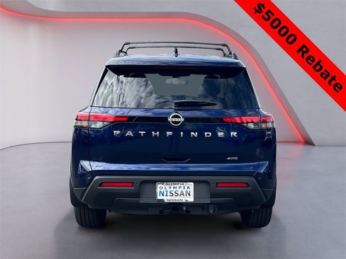 New 2025 Nissan Pathfinder SV w/ SV Premium Package image 4
