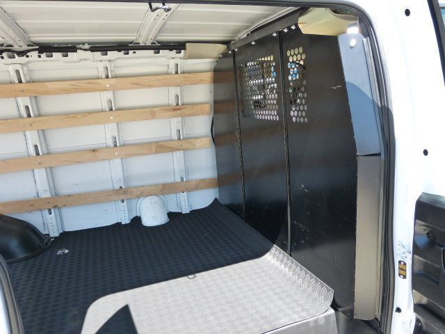 Used 2022 GMC Savana 2500 w/ Driver Convenience Package RWD image 19