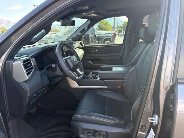 Used 2026 Toyota Sequoia Limited w/ Tow Technology Package AWD/4WD image 19