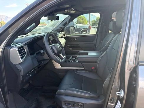 Used 2026 Toyota Sequoia Limited w/ Tow Technology Package AWD/4WD image 19