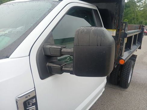 Used 2021 Ford F550 2WD Regular Cab Super Duty w/ Power Equipment Group image 18