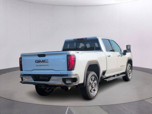 Used 2026 GMC Sierra 2500 SLT w/ SLT Premium Package AWD/4WD image 7