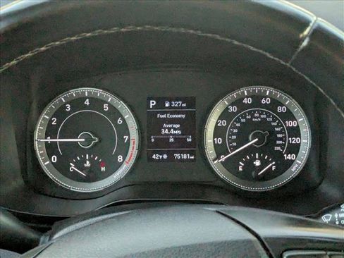 Used 2022 Hyundai Venue SEL w/ Cargo Package image 11