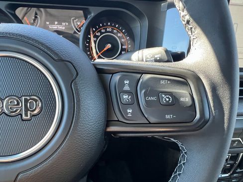 New 2026 Jeep Gladiator Sport image 22