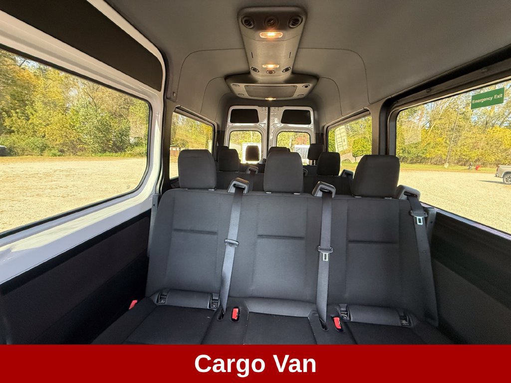 Used 2024 Mercedes-Benz Sprinter 2500 image 18