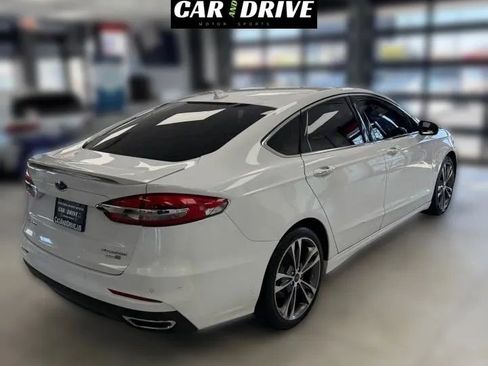 Used 2020 Ford Fusion Titanium AWD/4WD image 4