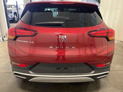 Used 2024 Buick Encore GX Preferred FWD image 5