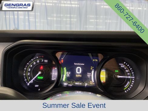 Used 2024 Jeep Wrangler Unlimited Sahara AWD/4WD image 24