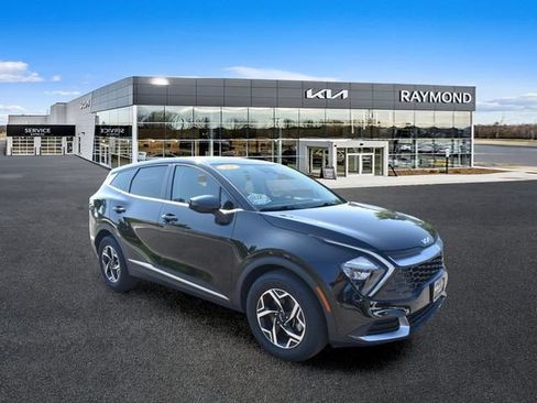 Certified 2023 Kia Sportage LX FWD image 11