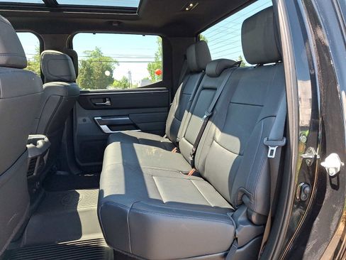 Used 2024 Toyota Tundra Platinum AWD/4WD image 8