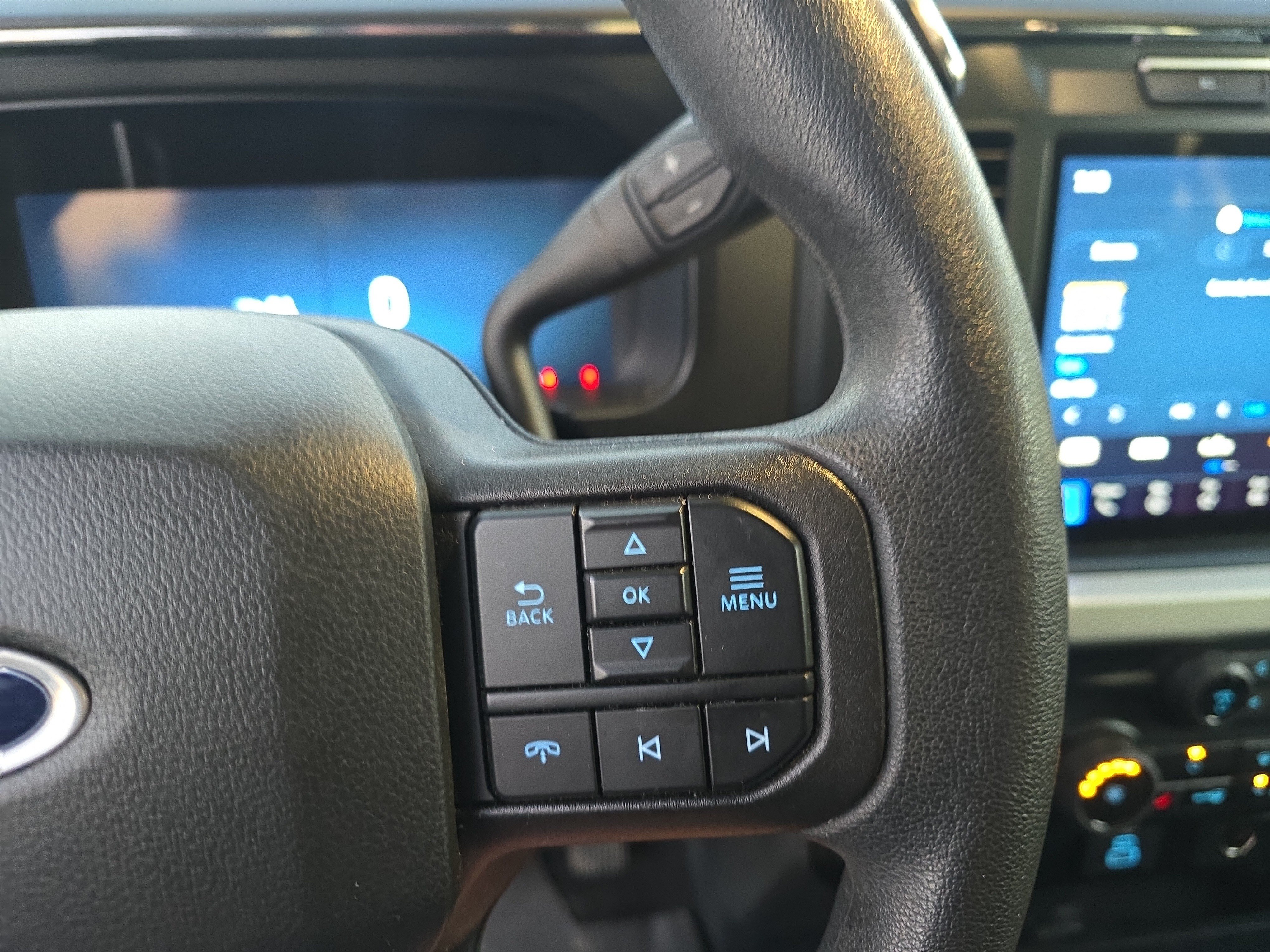 Used 2024 Ford F250 XLT w/ XLT Premium Package AWD/4WD image 28