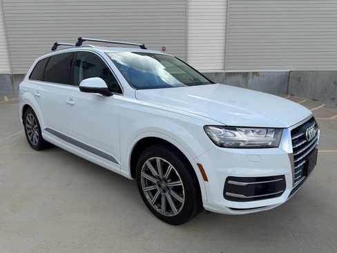 Used 2018 Audi Q7 3.0T Premium Plus w/ Premium Plus Package AWD/4WD image 1
