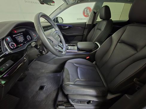 Used 2023 Audi Q8 Premium Plus w/ Premium Plus Package image 17