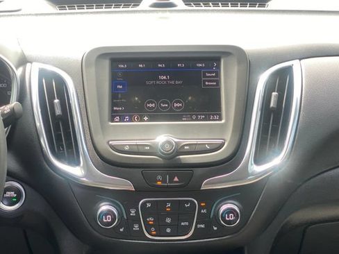 Used 2023 Chevrolet Equinox LT FWD image 26