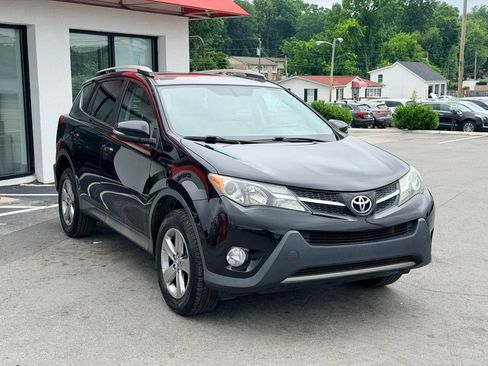 Used 2015 Toyota RAV4 XLE FWD image 8
