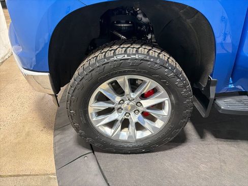 Used 2022 Chevrolet Silverado 1500 LTZ w/ LTZ Premium Package image 40