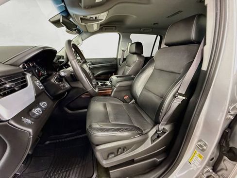 Used 2017 GMC Yukon SLT AWD/4WD image 22