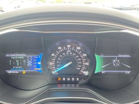 Used 2020 Ford Fusion SE AWD/4WD image 11