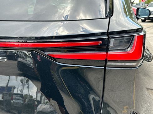 Used 2024 Lexus NX 250 FWD w/ Towing Package (2000 Lbs) image 30