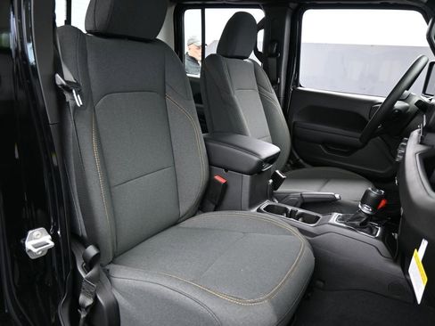 New 2026 Jeep Gladiator Sport image 39