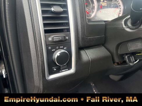 Used 2024 RAM 1500 Classic SLT image 20