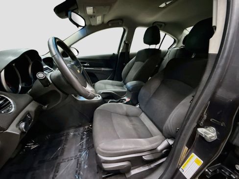 Used 2011 Chevrolet Cruze LT FWD image 21