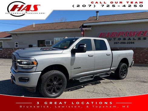 Used 2024 RAM 2500 Laramie w/ Night Edition AWD/4WD image 2