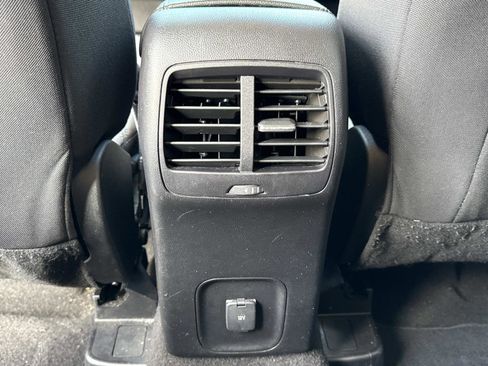 Used 2020 Ford Escape SE image 31