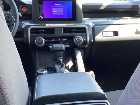 New 2025 Toyota Tacoma TRD Off-Road image 18