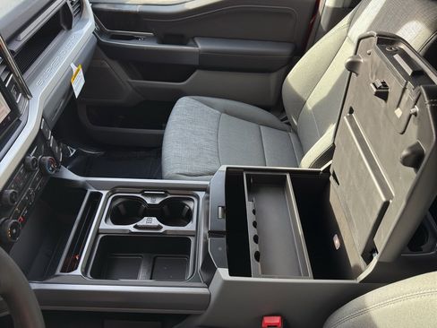 New 2026 Ford F250 XLT w/ XLT Premium Package image 31