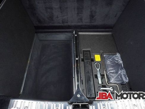 Used 2005 Rolls-Royce Phantom Sedan image 88