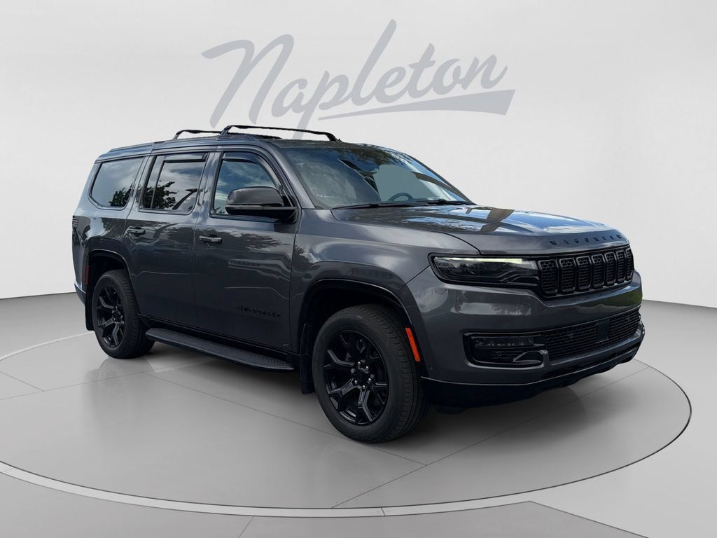 Used 2023 Jeep Wagoneer Series II RWD image 8