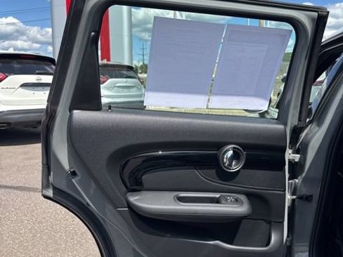 Used 2019 MINI Cooper Clubman ALL4 w/ Signature Upholstery Package AWD/4WD image 12
