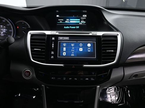 Used 2016 Honda Accord EX-L image 26