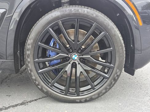 Used 2024 BMW X5 M60i AWD/4WD image 11
