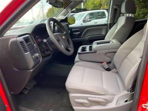 Used 2018 Chevrolet Silverado 1500 Custom w/ Custom Convenience Package image 11