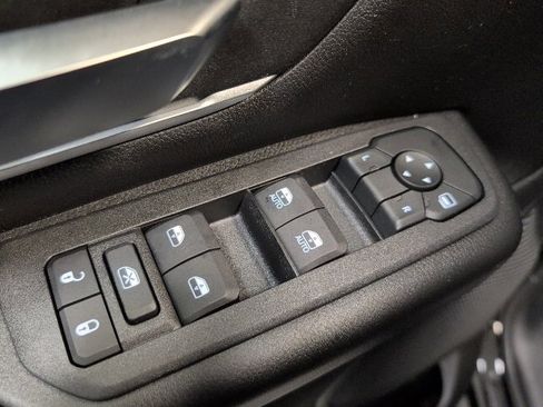 New 2026 RAM 1500 4x4 Crew Cab image 18