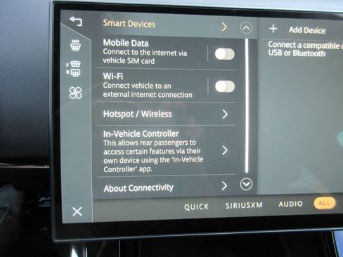 Used 2024 Land Rover Range Rover Sport SE image 65