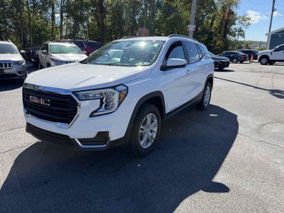 Used 2023 GMC Terrain SLE w/ Driver Convenience Package