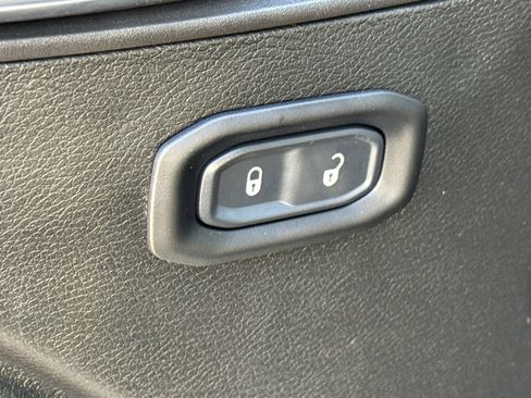 Used 2024 Jeep Gladiator Sport AWD/4WD image 20