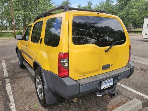 Used 2004 Nissan Xterra SE w/ (LTH) Rugged Leather Pkg AWD/4WD image 3