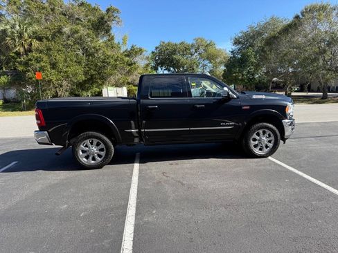 Used 2020 RAM 2500 Limited AWD/4WD image 11