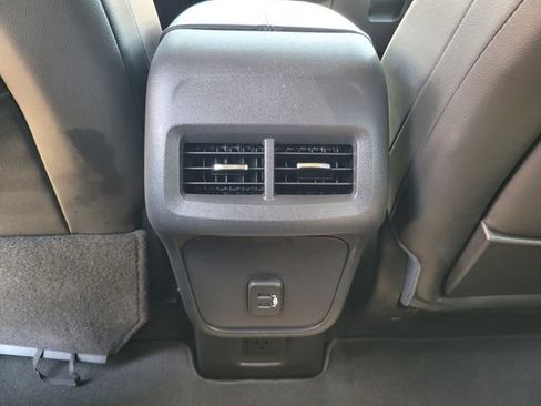 Used 2021 GMC Terrain SLT w/ Infotainment Package II FWD image 15
