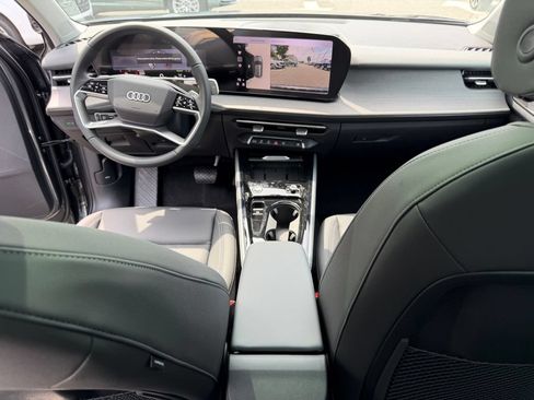 New 2026 Audi Q3 quattro 2.0T AWD/4WD image 17