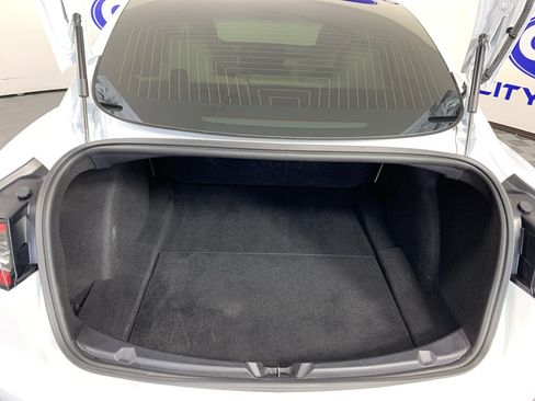 Used 2020 Tesla Model 3 Long Range AWD/4WD image 31