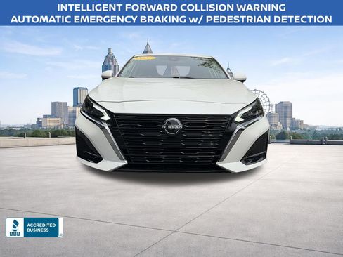 Used 2025 Nissan Altima 2.5 SV w/ SV Special Edition Package AWD/4WD image 8