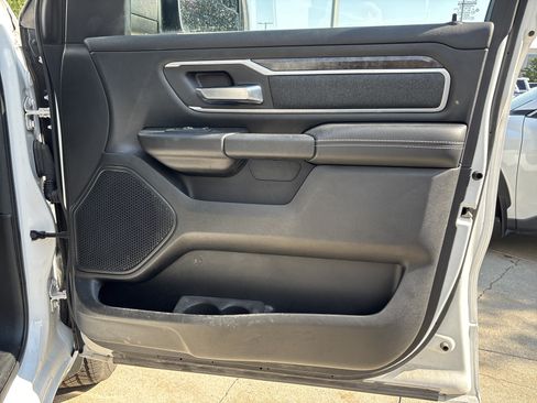 Used 2020 RAM 1500 Big Horn AWD/4WD image 24